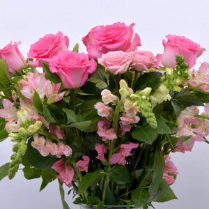 Flowers - By Tati 8  Bouquet - Regular PRICE DROP Flowers Regular