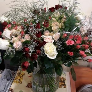 Flowers - By Tati 10  Bouquet - Regular PRICE DROP Flowers Regular