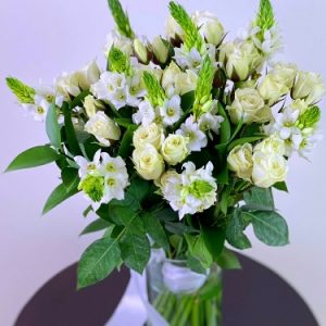 Flowers - By Tati 05   Bouquet - Regular Price-Drop Flowers Regular