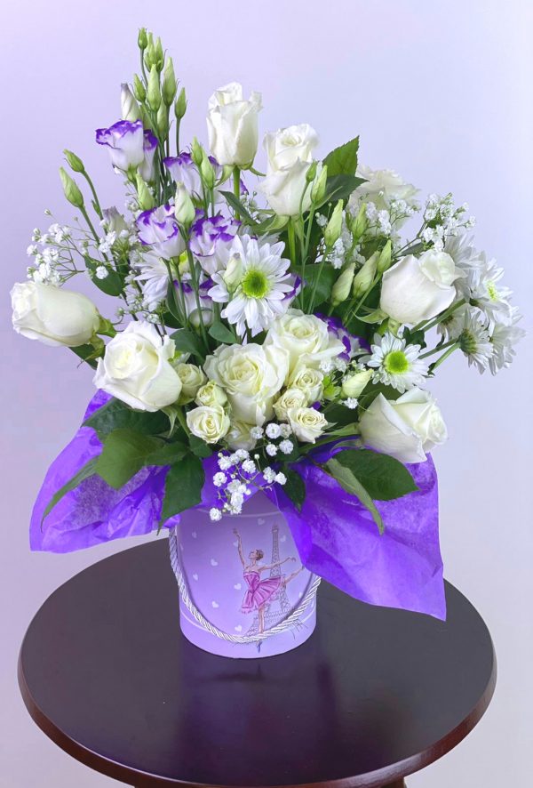 Flowers - By Tati 18 Flowers Arrangement - Regular Price Drop Flowers Regular